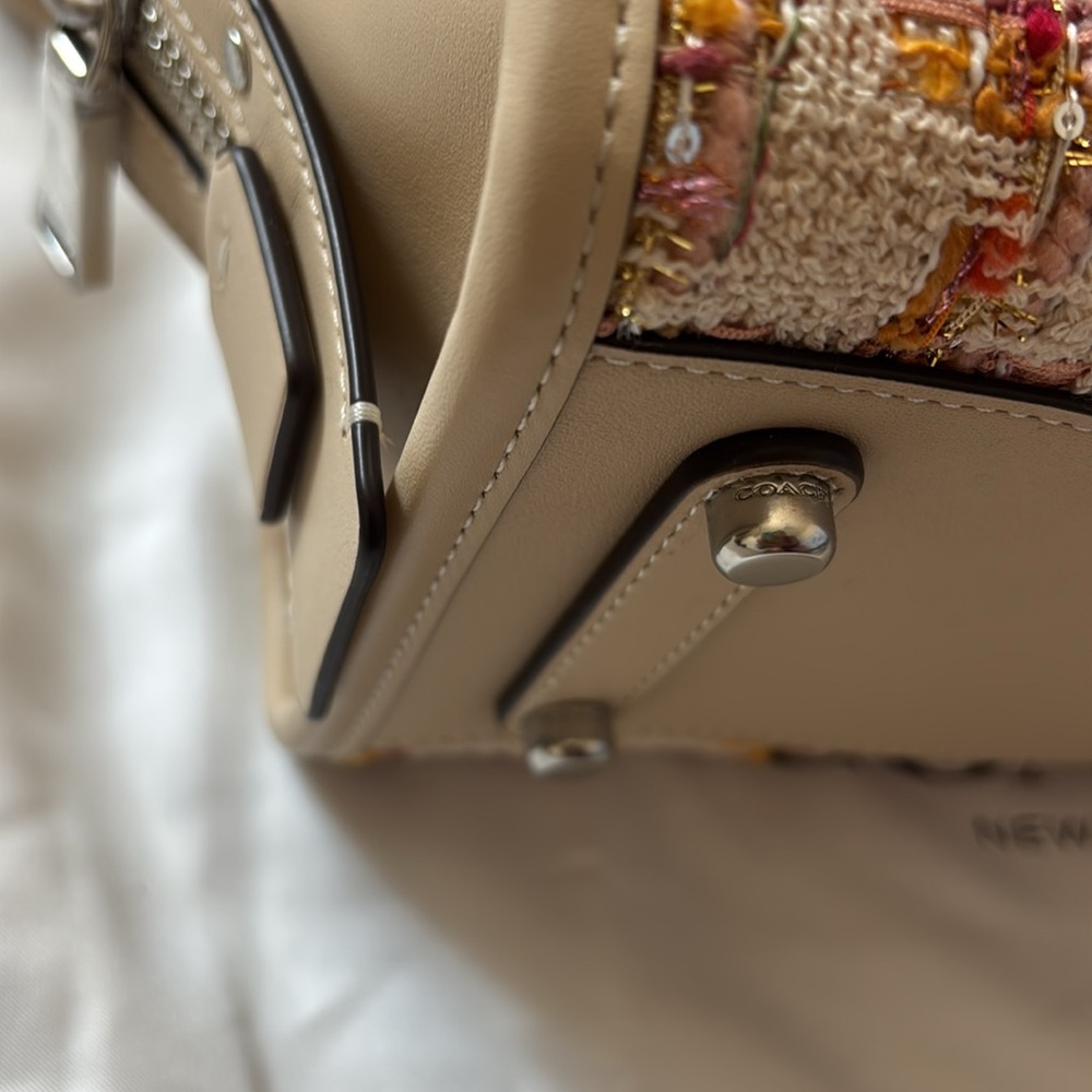 Rogue Bag 25 in Tweed - Picture 4 of 15